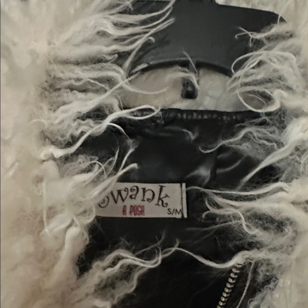 Black and White Faux Fur Jacket - Picture 4 of 5